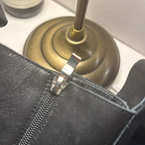 PRADA Chunky Sole Boots - Size 7.5 - Picture 6 of 6